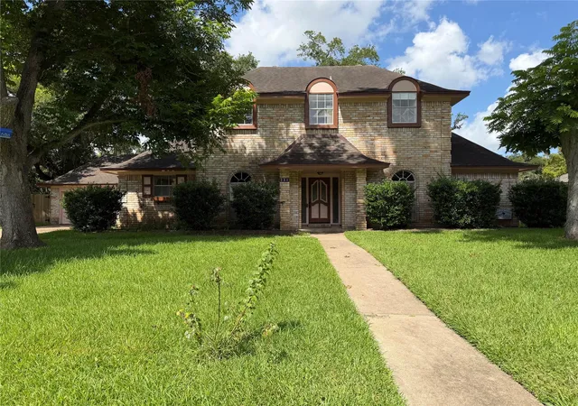 1st image of 231 Huckleberry Dr, Lake Jackson, TX 77566 | MLS# 52274701