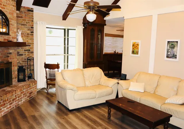 Photo 3 of Sale Pending at 1108 Easy St, Rosenberg, TX 77471 | MLS# 29230279 | Listing updated on 2026-10-06