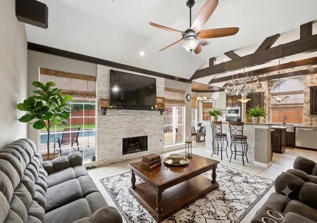 Photo 2 of Single family home for sale at 2202 Parkview Ln, Missouri City, TX 77459 | MLS# 66548486 | Listing updated on 2026-09-19