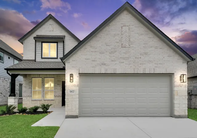 Photo 1 of Single family home for sale at 11822 Royal Willow Ln, Houston, TX 77066 | MLS# 34456858 | Listing updated on 2026-08-18