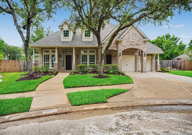 1st image of 1017 Misty Trails Ln, League City, TX 77573 | MLS# 25299629