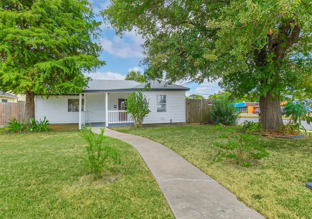 Homes for sale in Houston, TX | 7543 Greenstone St, Houston, TX 77087 | MLS# 92005693