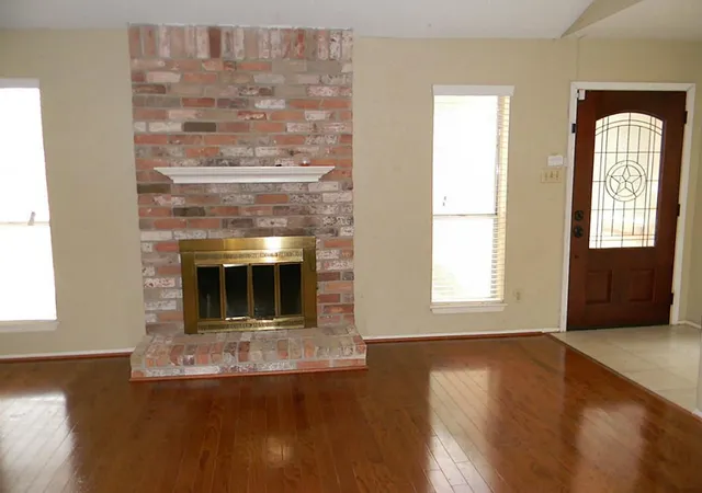 3rd image of 2754 Quarry Hill Rd, Sugar Land, TX 77478 | MLS# 38011917