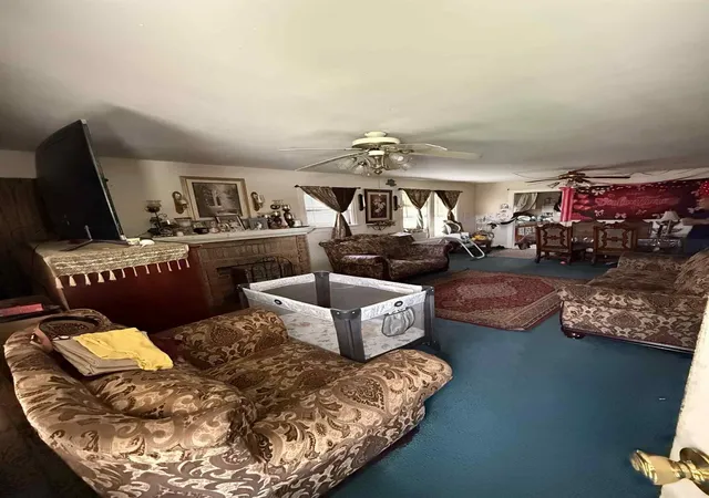 Photo 4 of Single family home for sale at 7351 Walker St, Houston, TX 77011 | MLS# 11163650 | Listing updated on 2026-07-29