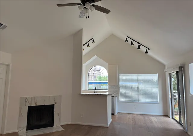 2nd image of 2300 Old Spanish Trl #2103, Houston, TX 77054 | MLS# 14399524