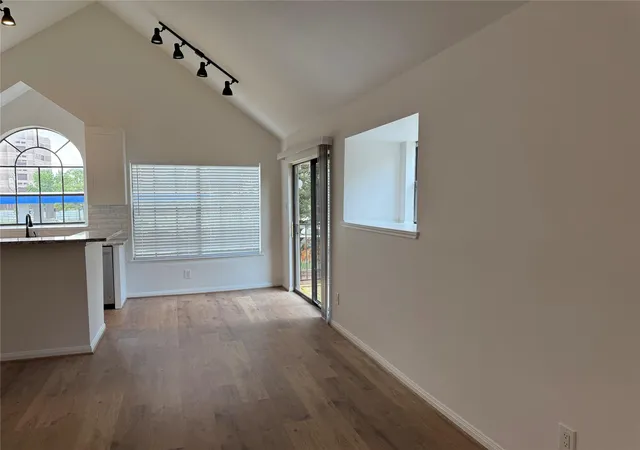 3rd image of 2300 Old Spanish Trl #2103, Houston, TX 77054 | MLS# 14399524