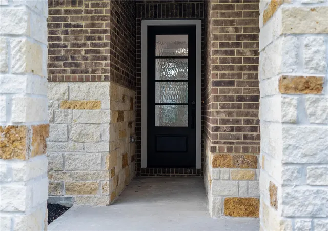 Photo 4 of Single family home for sale at 17728 Gold Saddle Ln, Magnolia, TX 77354 | MLS# 51110566 | Listing updated on 2026-09-08