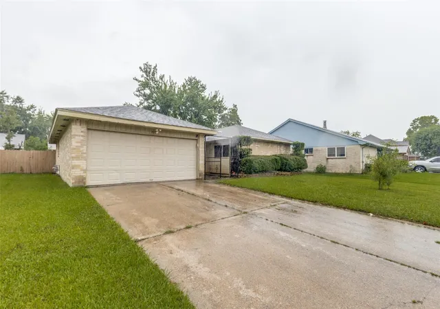 Photo 3 of Single family home for sale at 1415 Leadenhall Cir, Channelview, TX 77530 | MLS# 54249014 | Listing updated on 2026-07-18