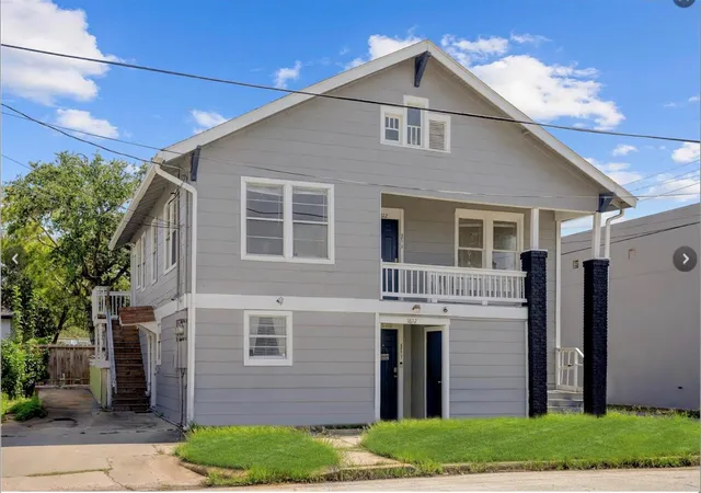 Photo 3 of Multi family home for sale at 1612 39Th St, Galveston, TX 77550 | MLS# 17952141 | Listing updated on 2026-10-02