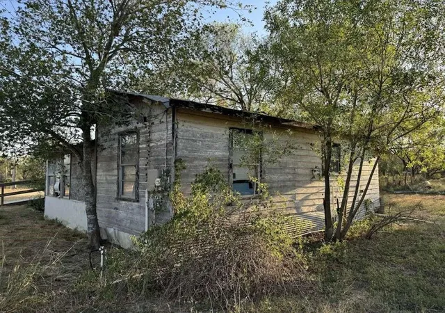 6th image of 108 J Ave, Christine, TX 78012 | MLS# 17999074