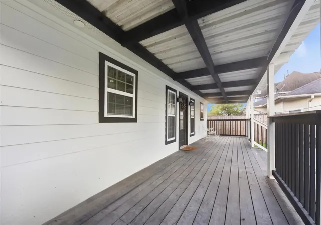 5th image of 321 Reid St, Houston, TX 77022 | MLS# 81391597