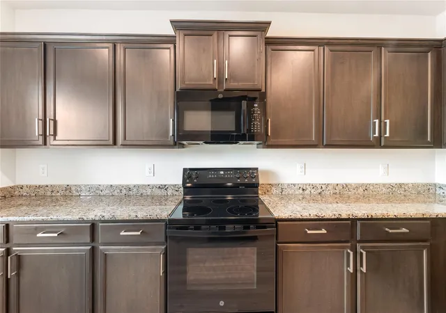 Photo 2 of Single family home for sale at 9702 Opal Gates Dr, Rosharon, TX 77583 | MLS# 16102424 | Listing updated on 2026-09-11