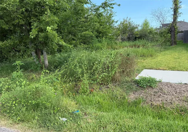 1st image of 7949 Angus St, Houston, TX 77028 | MLS# 12084989