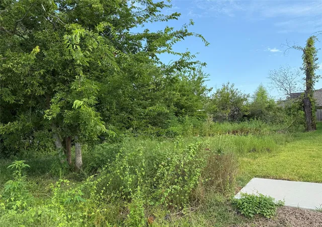 3rd image of 7949 Angus St, Houston, TX 77028 | MLS# 12084989
