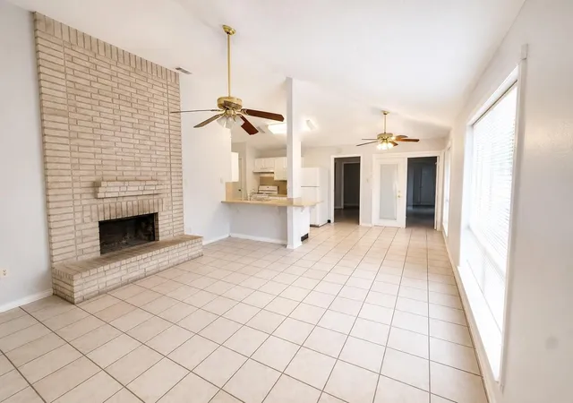 Photo 2 of Single family home for sale at 3105 Oak Rock Cir, Spring, TX 77373 | MLS# 34601937 | Listing updated on 2026-09-16