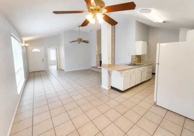 Photo 3 of Single family home for sale at 3105 Oak Rock Cir, Spring, TX 77373 | MLS# 34601937 | Listing updated on 2026-09-16