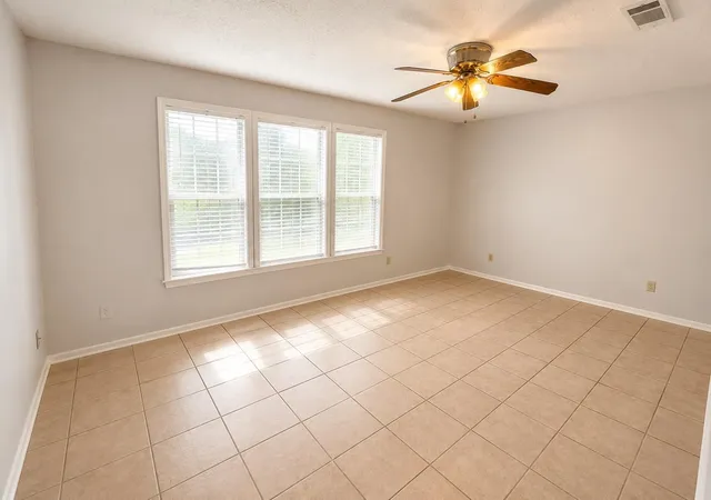 Photo 4 of Single family home for sale at 3105 Oak Rock Cir, Spring, TX 77373 | MLS# 34601937 | Listing updated on 2026-09-16