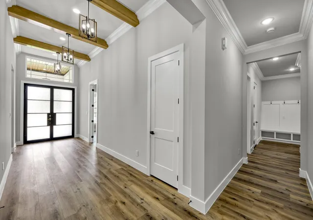 Photo 3 of Single family home for sale at 143 Bent Tree Ln, Montgomery, TX 77356 | MLS# 43222266 | Listing updated on 2026-08-19