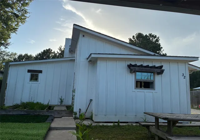 2nd image of 32 County Road 3405, Cleveland, TX 77327 | MLS# 15965528