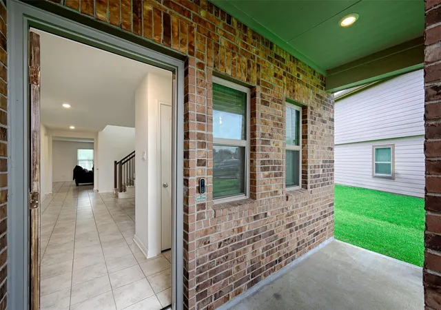 Photo 2 of Single family home for sale at 622 Coyote Cyn Ct, Magnolia, TX 77354 | MLS# 20894028 | Listing updated on 2026-08-30