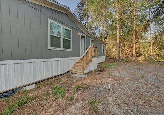 Photo 4 of Single family home for sale at 7996 Tawnyberry Ln, Plantersville, TX 77363 | MLS# 14820092 | Listing updated on 2026-08-04