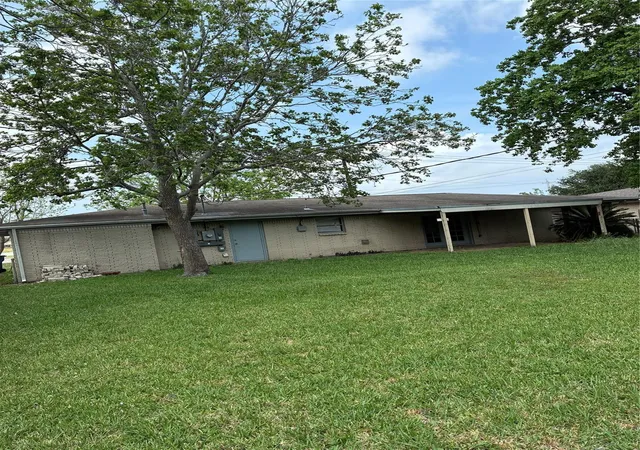 16th image of 1133 25th Ave N, Texas City, TX 77590 | MLS# 2023969