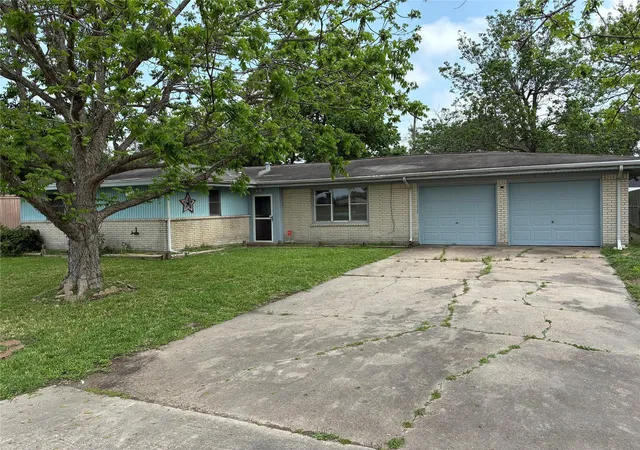 2nd image of 1133 25th Ave N, Texas City, TX 77590 | MLS# 2023969