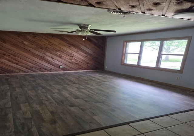 4th image of 1133 25Th Ave N, Texas City, TX 77590 | MLS# 2023969