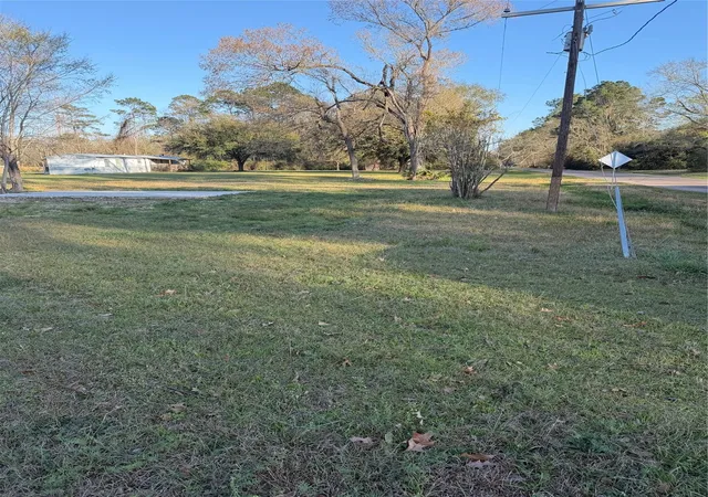 3rd image of 9102 Hueni Rd, Porter, TX 77365 | MLS# 84697942