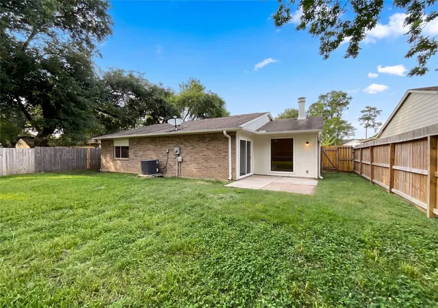 5th image of 22831 Millgate Dr, Spring, TX 77373 | MLS# 25202098