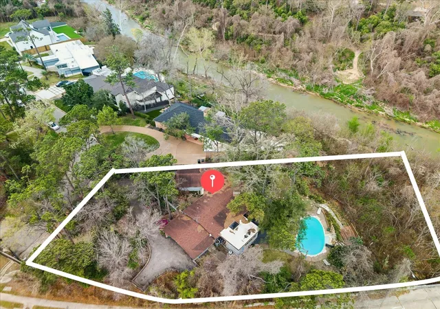 1st image of 202 Pine Hollow Ln, Houston, TX 77056 | MLS# 3014336