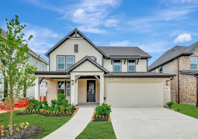 Photo 2 of Single family home for sale at 7133 Salt Dome Dr, League City, TX 77546 | MLS# 90875014 | Listing updated on 2026-09-16