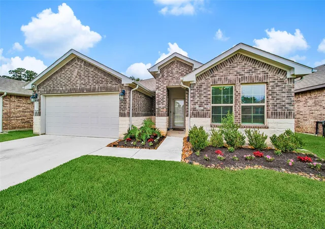 Photo 1 of Single family home for sale at 2326 Strong Horse Dr, Conroe, TX 77301 | MLS# 38446688 | Listing updated on 2026-09-20