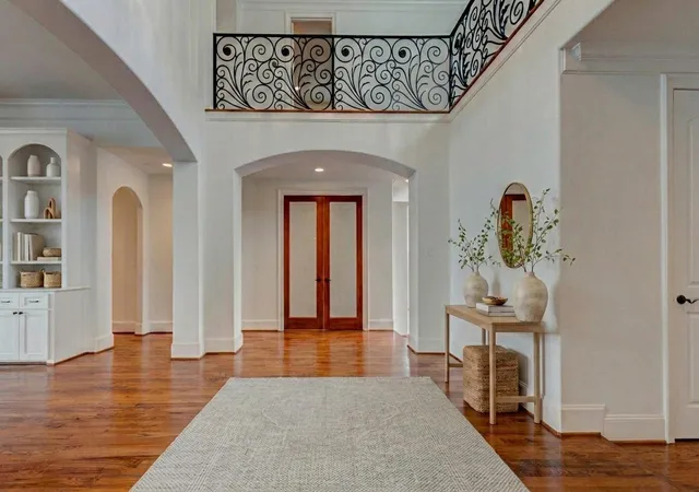 4th image of 5410 Valerie St, Bellaire, TX 77401 | MLS# 37896940