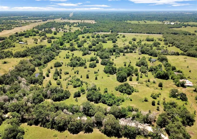 Homes for sale in Madisonville, TX | 7629 Oxford Cemetery Rd, Madisonville, TX 77864 | MLS# 9946002