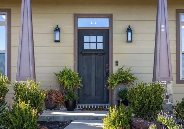 Photo 3 of Single family home for sale at 2232 Fm 975, Caldwell, TX 77836 | MLS# 28048051 | Listing updated on 2026-06-24