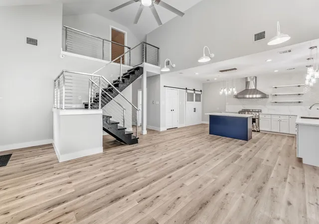 3rd image of 50 Hunters Creek Dr, Huntsville, TX 77340 | MLS# 8696190