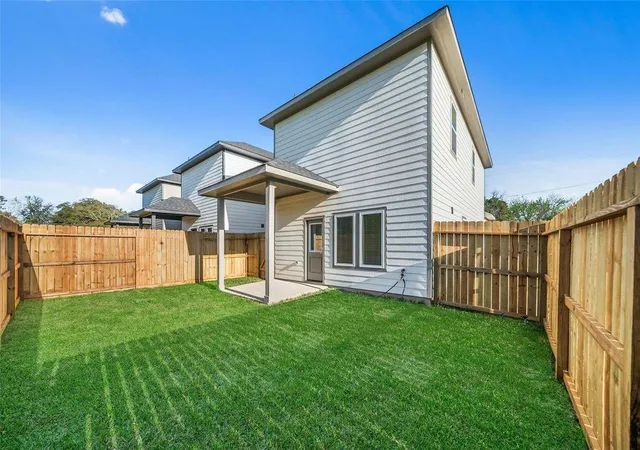 26th image of 412 W Marlin Street, Willis, TX 77378 | MLS# 25487252