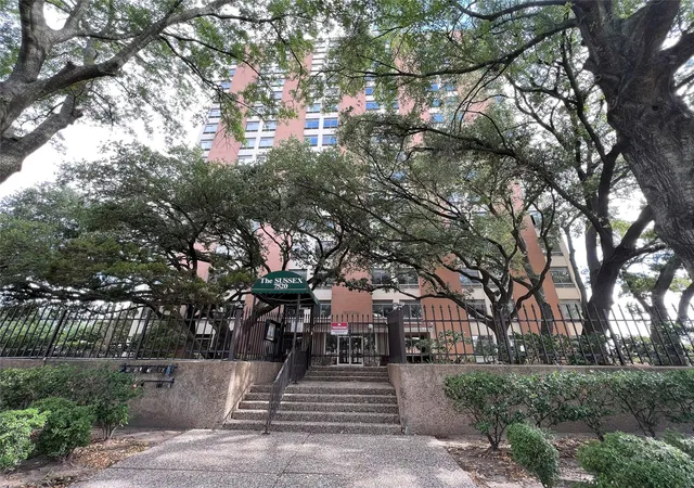 1st image of 7520 Hornwood Dr #608, Houston, TX 77036 | MLS# 94896512