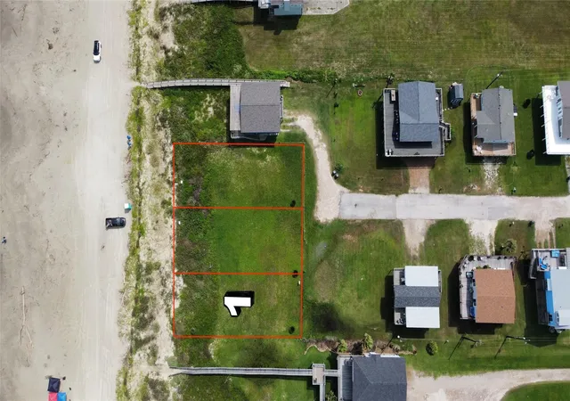 3rd image of 101 Nesmith Pl, Freeport, TX 77541 | MLS# 30469228
