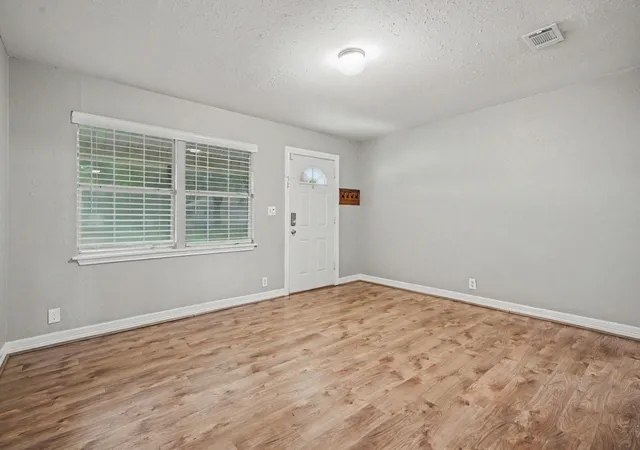 4th image of 905 15Th Ave N, Texas City, TX 77590 | MLS# 9322519