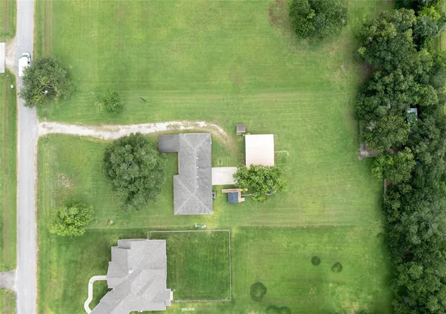 42nd image of 110 Mustang Dr, Alvin, TX 77511 | MLS# 74363517