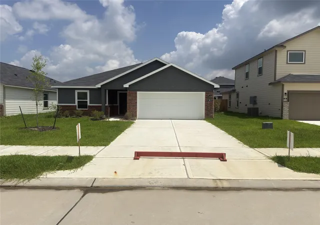 Photo 1 of Single family home for sale at 510 Oak Chase Ave, Dayton, TX 77535 | MLS# 90225595 | Listing updated on 2026-07-21