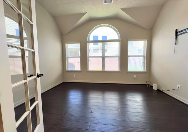 5th image of 179 Hearthshire Cir, Magnolia, TX 77354 | MLS# 36699470
