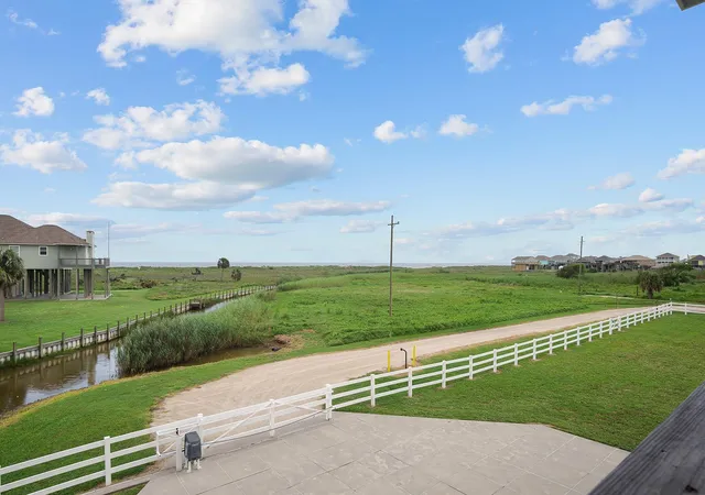 Photo 4 of Single family home for sale at 810 4th Street, Port Bolivar, TX 77650 | MLS# 38888002 | Listing updated on 2026-06-29