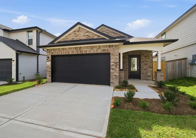 Photo 2 of Single family home for sale at 10771 Sora Dr, Willis, TX 77378 | MLS# 60869931 | Listing updated on 2026-09-15