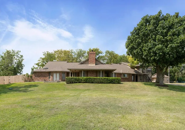2nd image of 1101 Baker Rd, Rosenberg, TX 77471 | MLS# 60052772