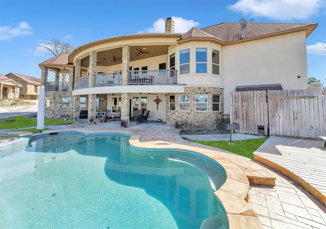 1st image of 20433 Doral Dr, Huntsville, TX 77320 | MLS# 50635406