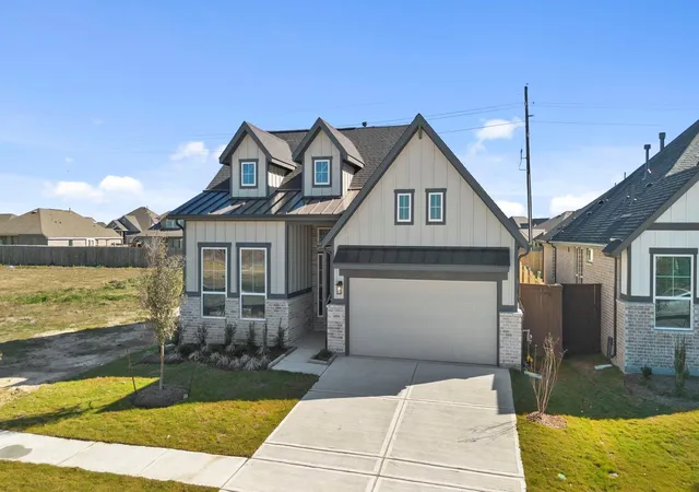 2nd image of 15035 Mission Avenue, Mont Belvieu, TX 77523 | MLS# 21945012