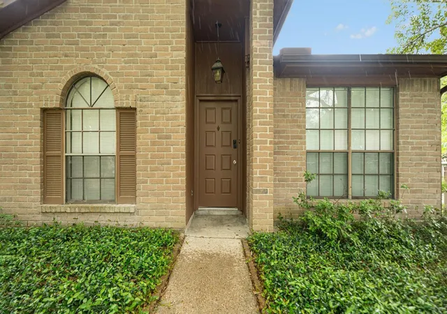 3rd image of 2702 Meandering Trl, Kingwood, TX 77339 | MLS# 33962293